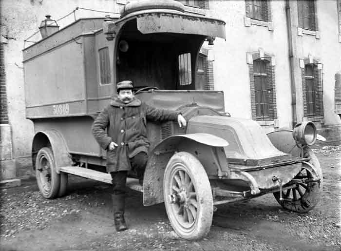 Camion pendant la premire guerre mondiale (JPG)