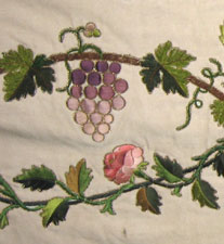 Dtail de la broderie de cette nappe (JPG)