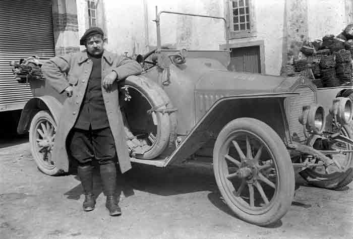 Autre voiture conduite par Auguste Morlot pendant la guerre 14-18 (JPG)